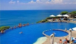 外国博主爆料巴厘岛视频,外国博主揭露惊人视频真相